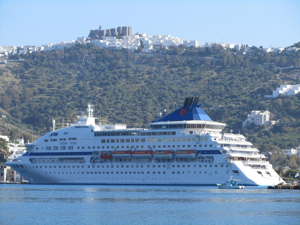 Porto Scoutari Romantic Hotel สกาลา ภายนอก รูปภาพ