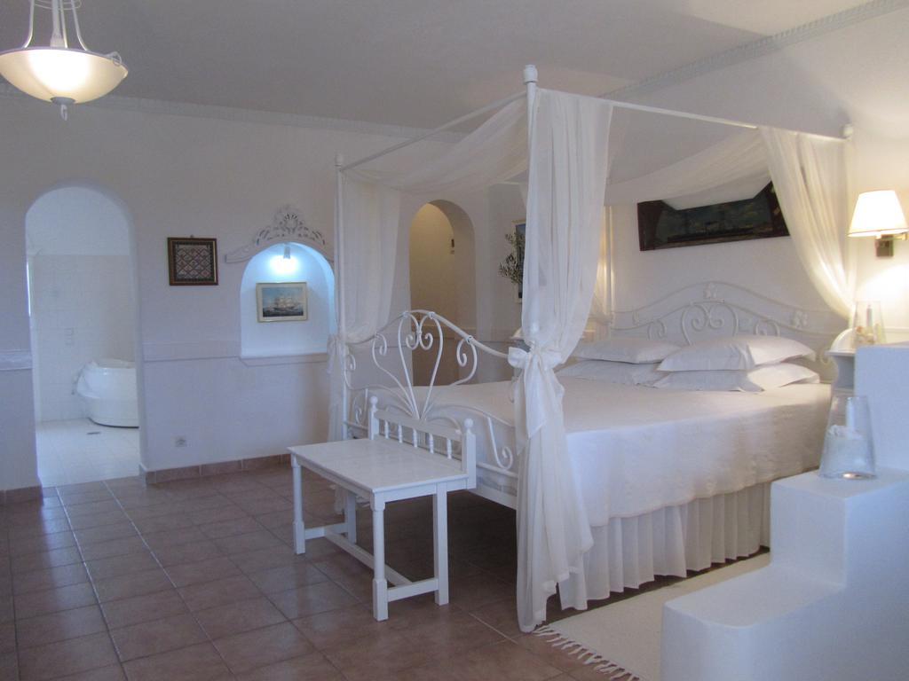 Porto Scoutari Romantic Hotel สกาลา ภายนอก รูปภาพ